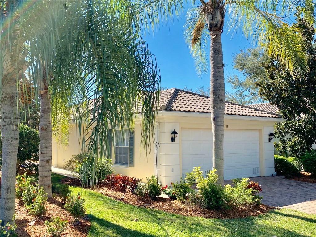 Property Photo:  7711 Pesaro Drive  FL 34238 