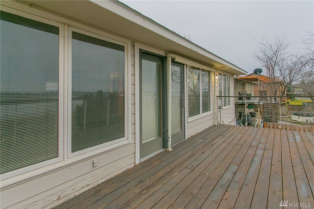 Property Photo:  2202 S Beaumont Dr  WA 98837 