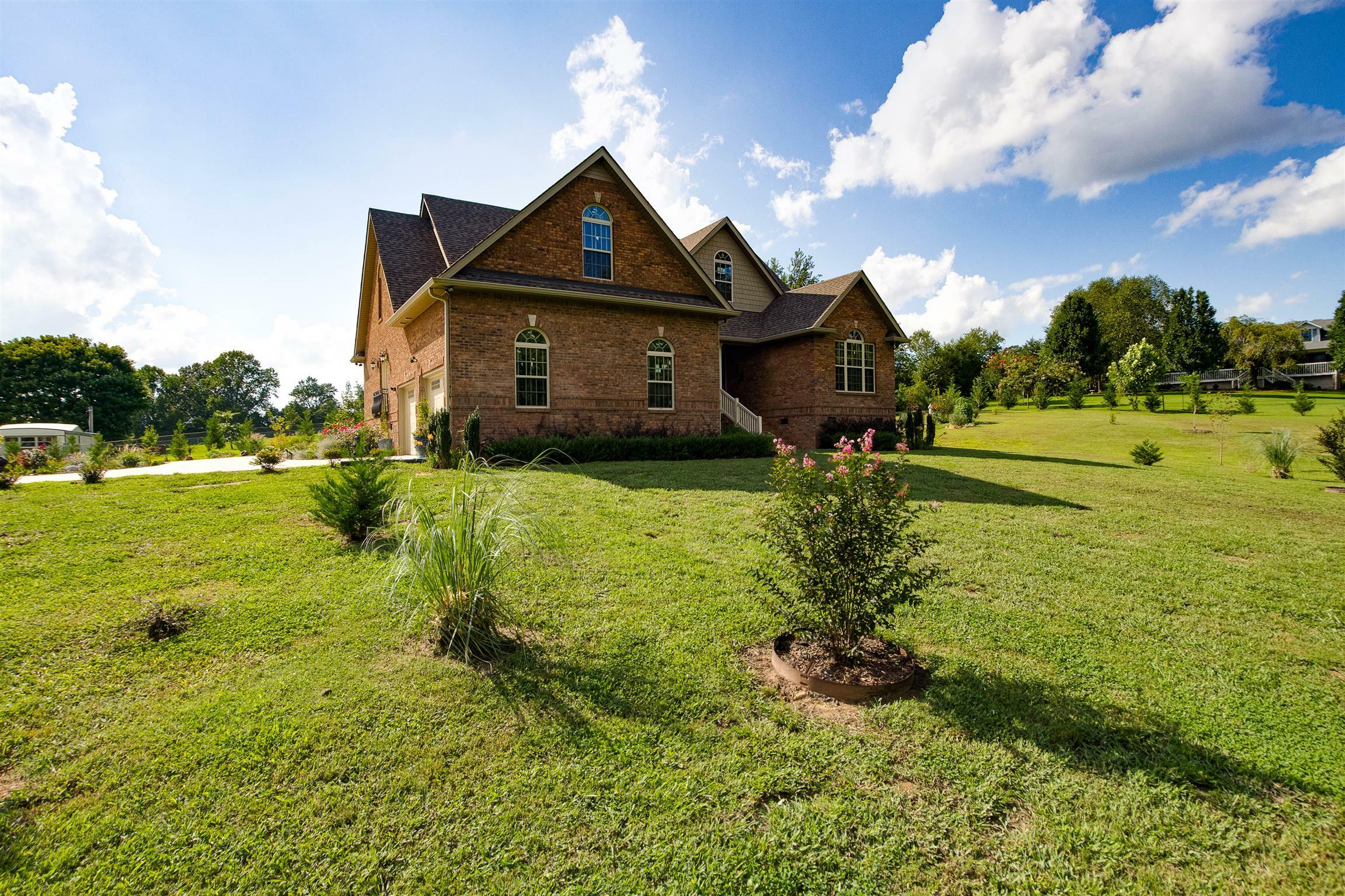 Property Photo:  331 Indian Creek Rd  TN 37051 