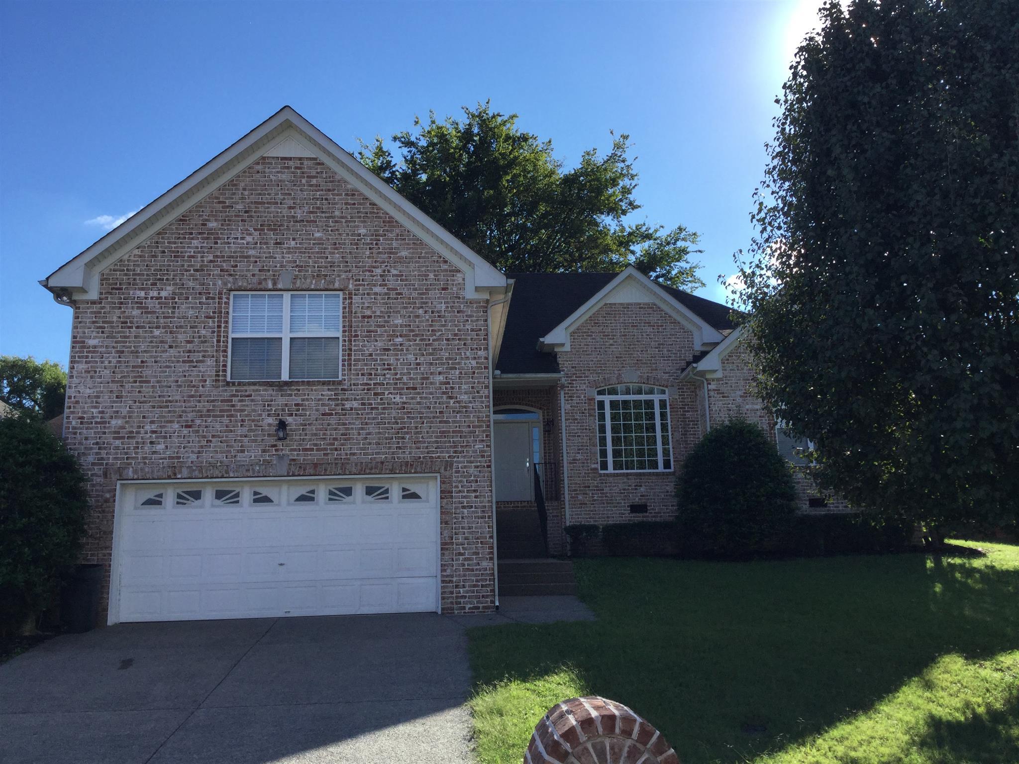 Property Photo: 110 Breakwater N TN 37075