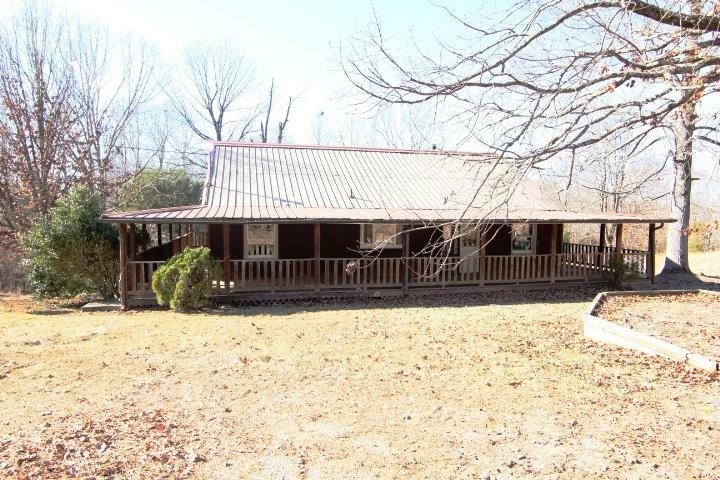 Property Photo:  4490 Old Metal Rd  TN 37142 