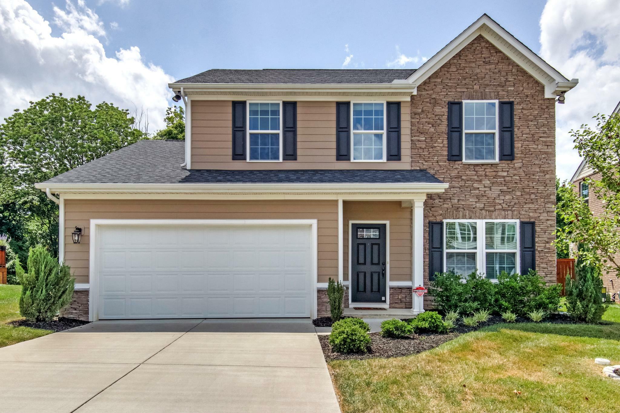 Property Photo: 7541 Oakledge Dr TN 37027