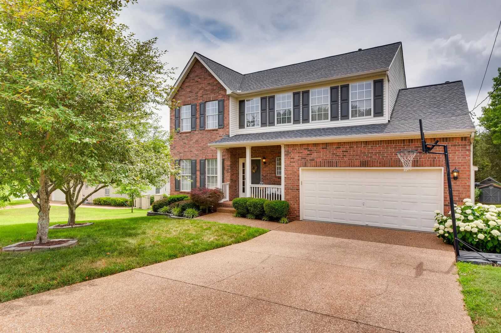 Property Photo: 1522 Cardinal Ln TN 37122