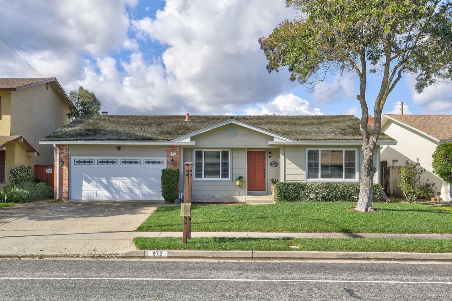 Property Photo:  972 Redmond Avenue  CA 95120 