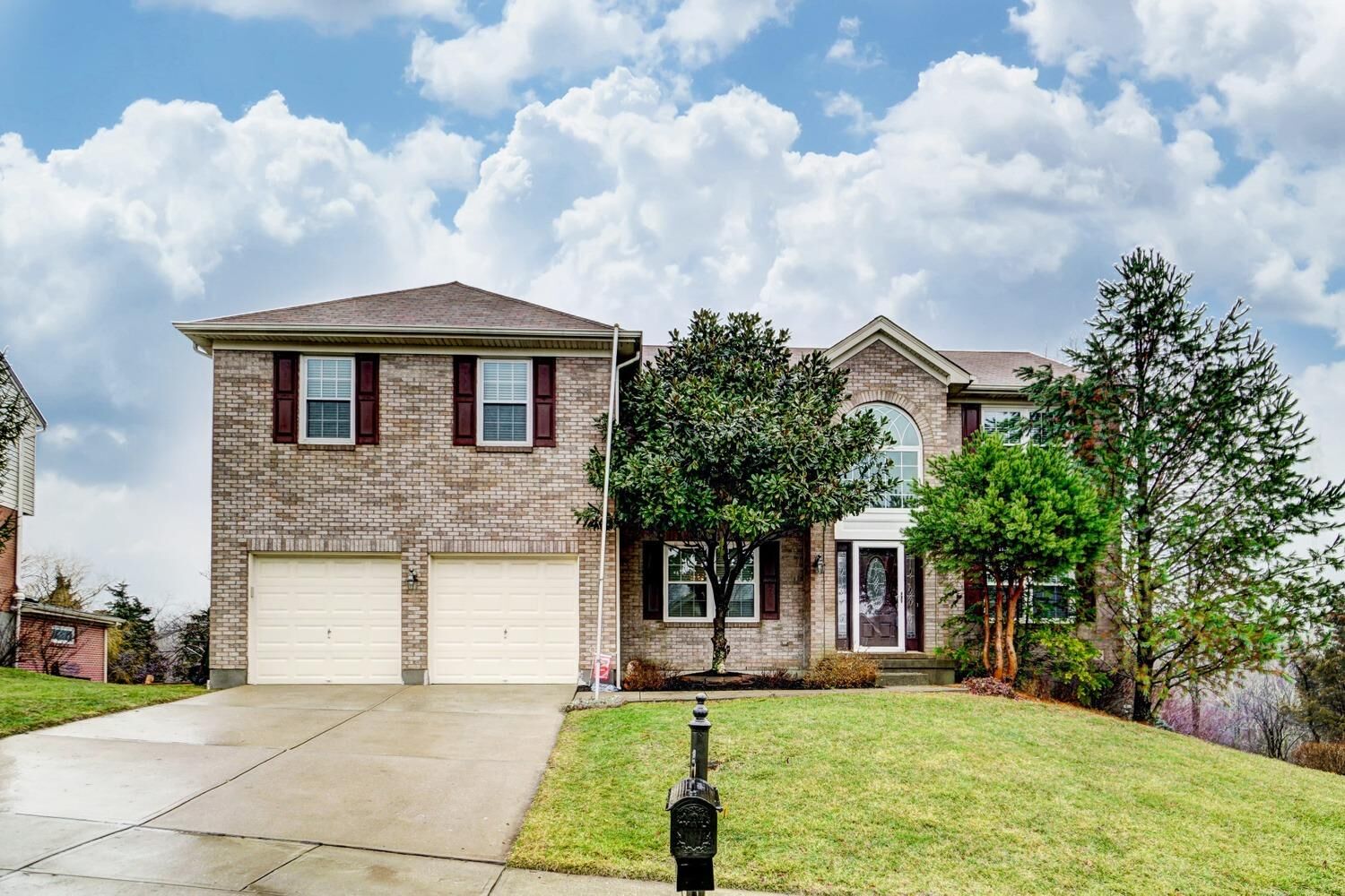 Property Photo: 4742 Greenbelt Drive OH 45002