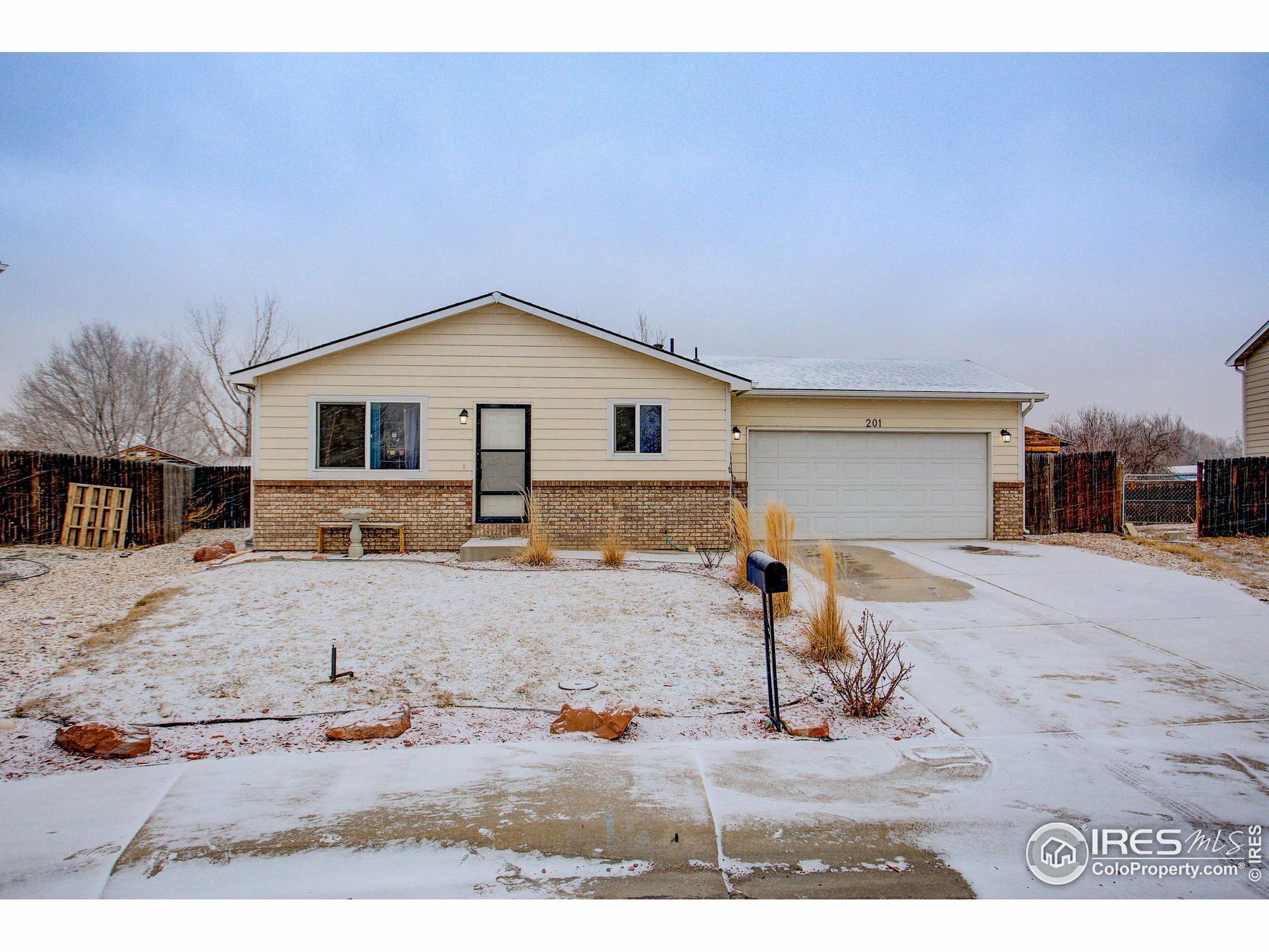 Property Photo:  201 E 21st St Rd  CO 80631 
