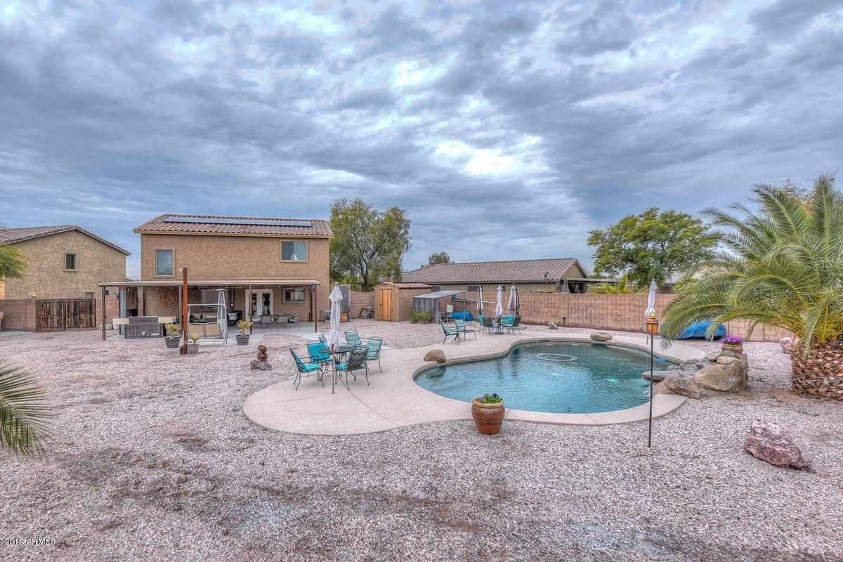 Property Photo:  25516 W Red Sky Place  AZ 85326 