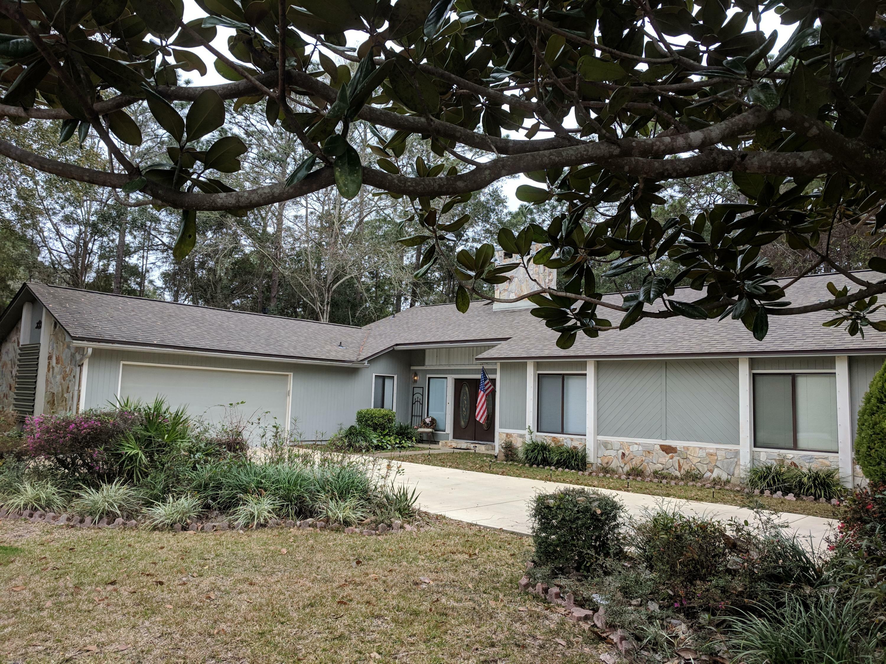 Property Photo:  711 Sunningdale Cove  FL 32578 