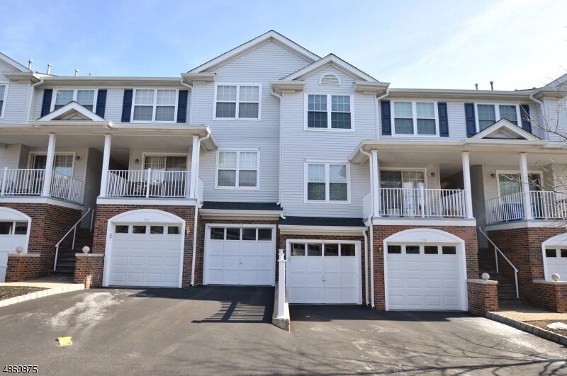 Property Photo: 714 Buckland Ct NJ 07834
