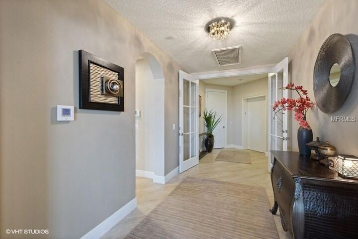 Property Photo: 5707 Yeats Manor Drive 302 FL 33616