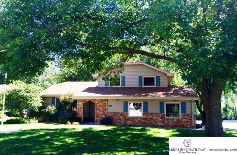 Property Photo:  11635 Ruggles  NE 68164 