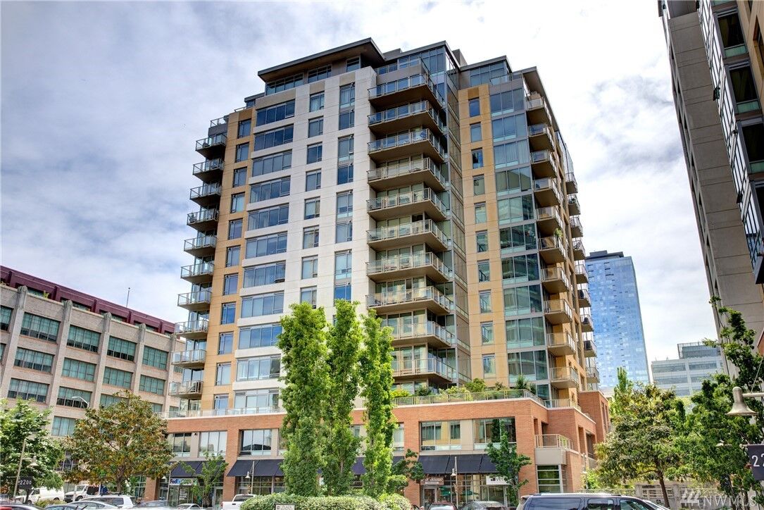 Property Photo:  910 Lenora St S1409  WA 98121 