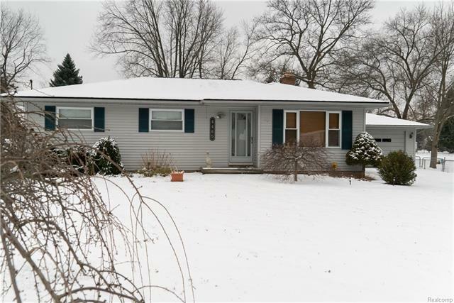 Property Photo:  4465 Midland Avenue  MI 48329 