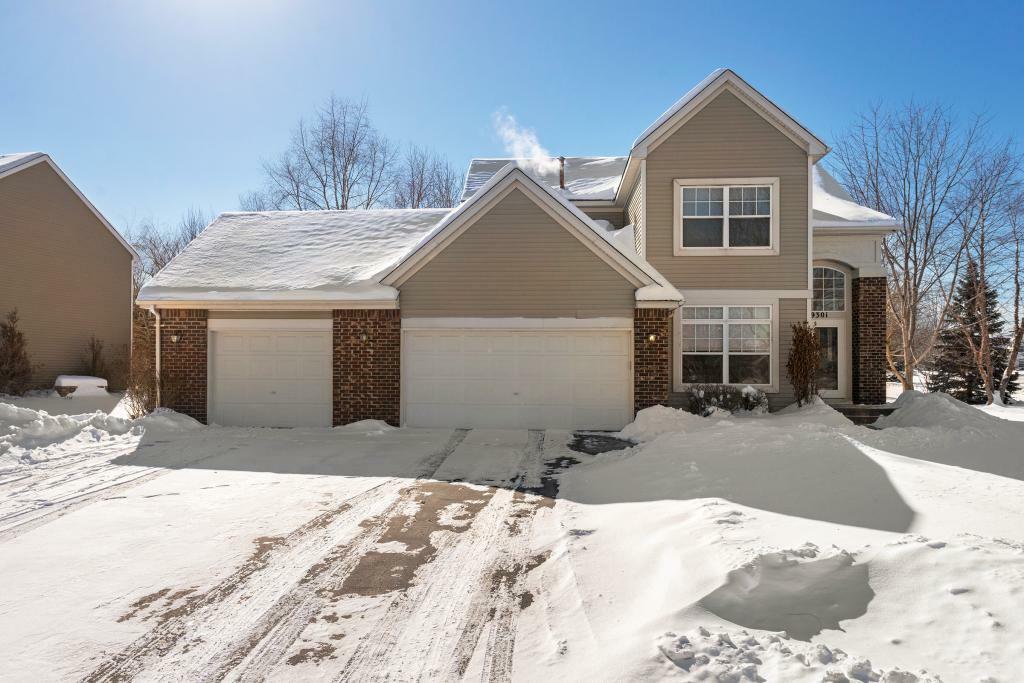 Property Photo:  9301 Avalon Court  MN 55077 