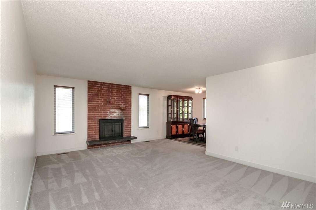 Property Photo: 9803 58th St Ct W WA 98467