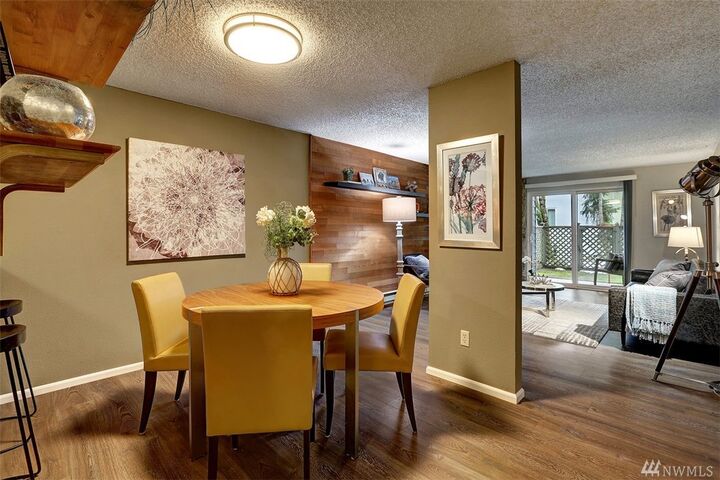 Property Photo: 14555 NE 32nd St F102 WA 98007