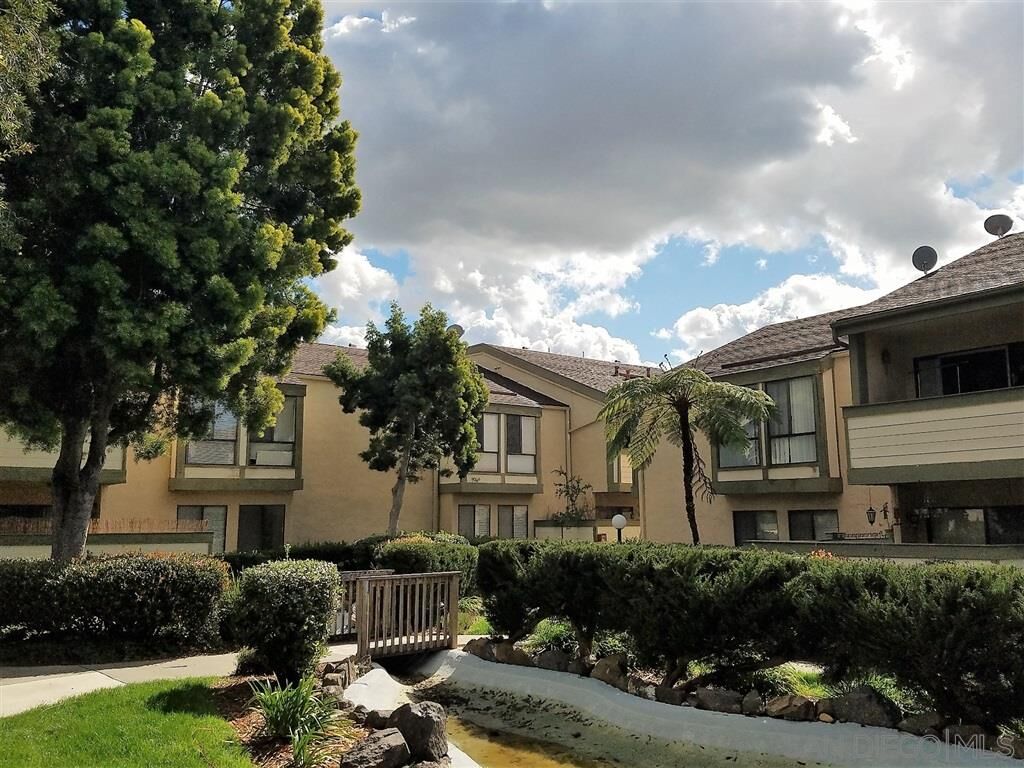 Property Photo: 9249 Village Glen Drive 209 CA 92123