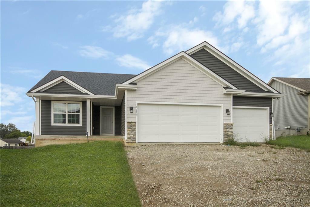 1319 Green Hills Drive  Norwalk IA 50211 photo