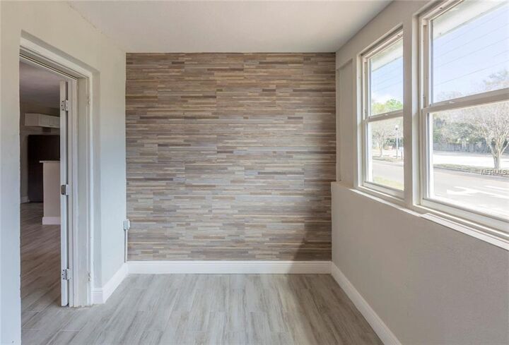 Property Photo: 2201 22nd Avenue S FL 33712