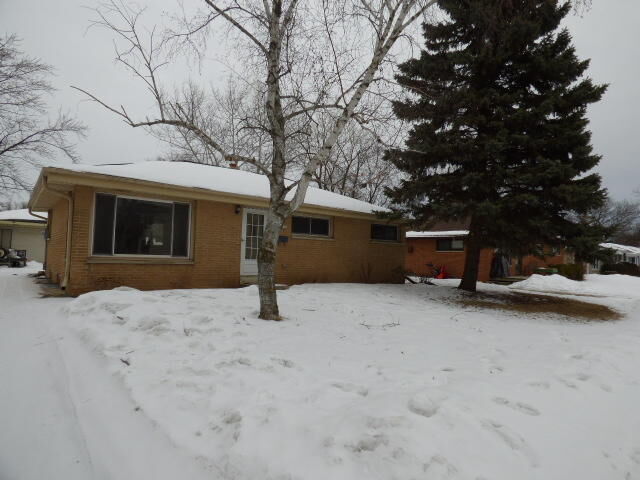 Property Photo:  N89w15332 Cleveland Ave  WI 53051 