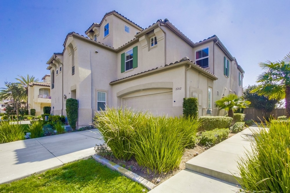 Property Photo:  2262 Alicante Cove  CA 91914 