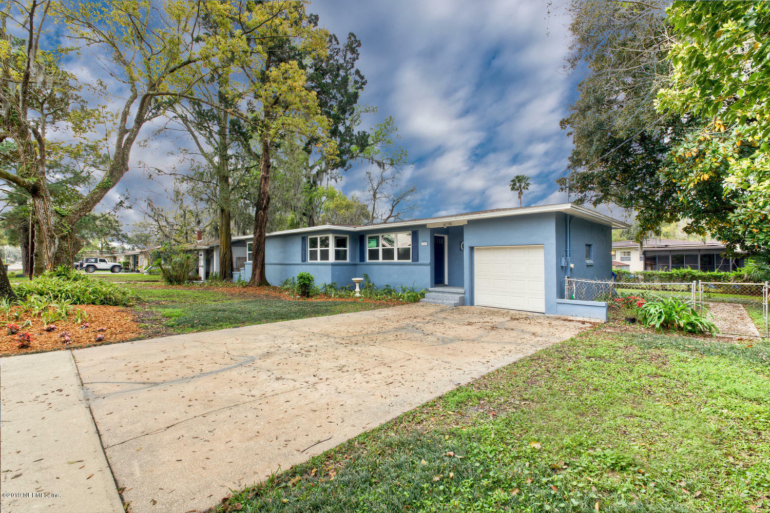 Property Photo:  1440 Highland Avenue  FL 32207 