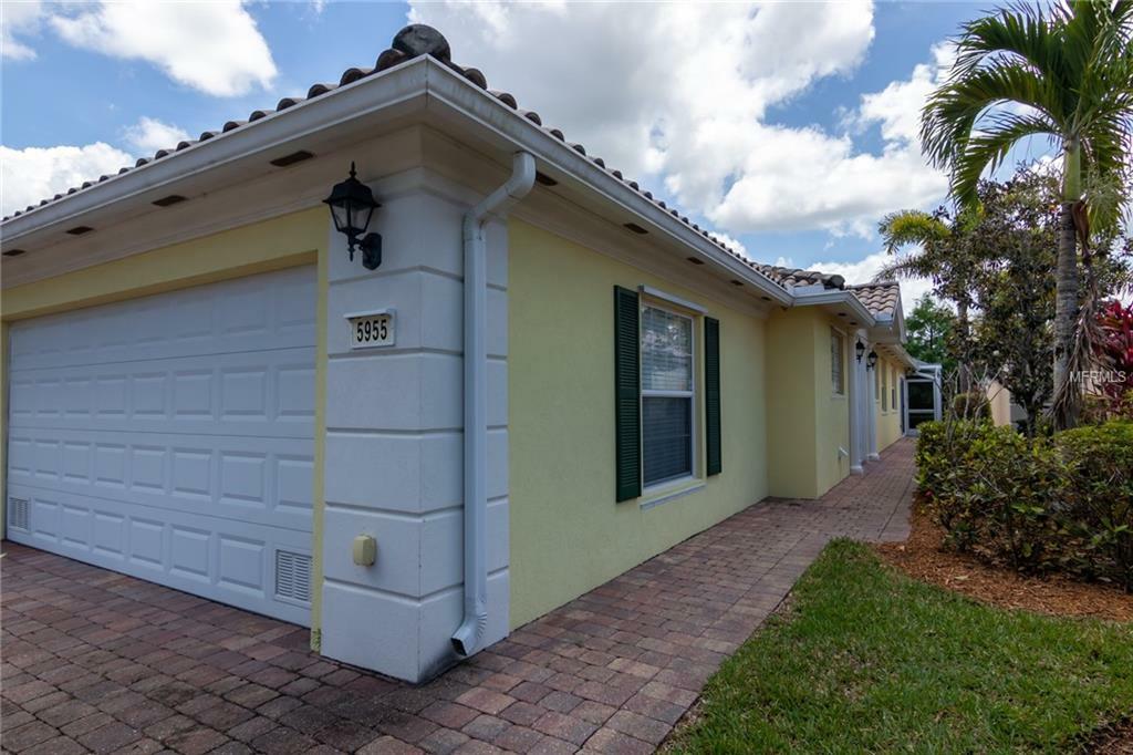 Property Photo:  5955 Benevento Drive  FL 34238 