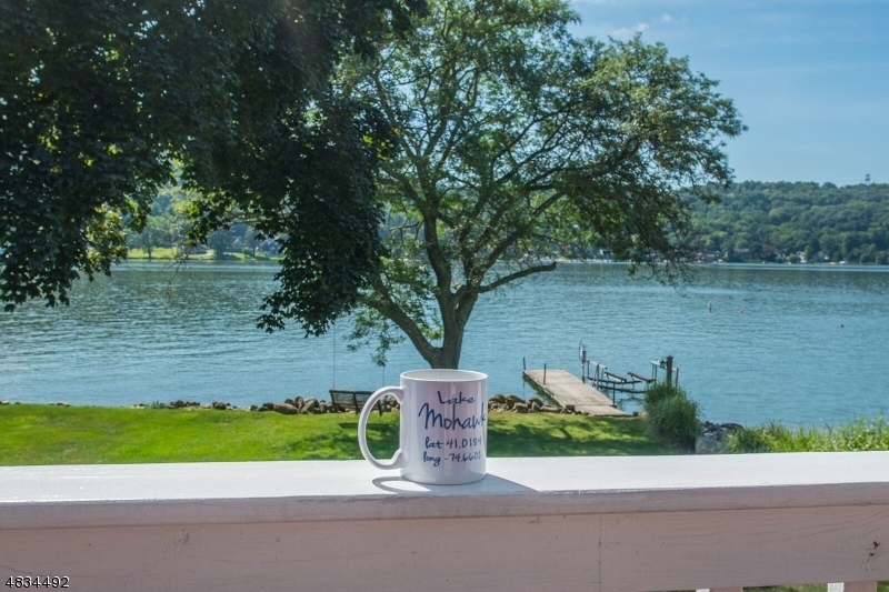 Property Photo: 528 W Shore Trl NJ 07871