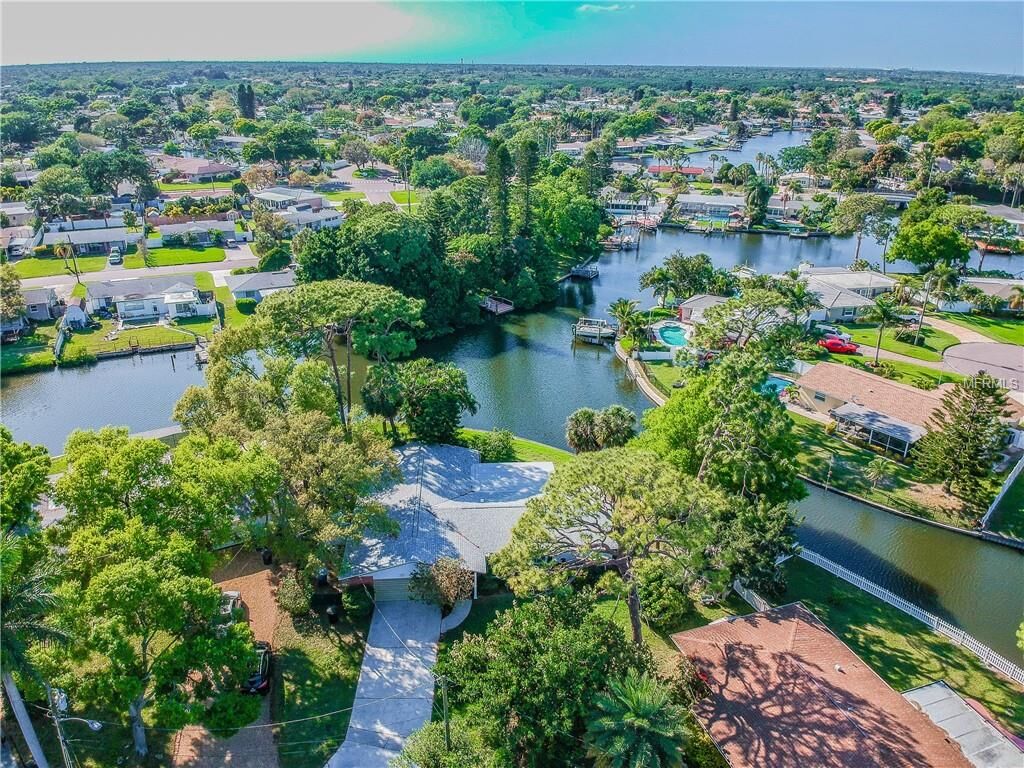 Property Photo:  4785 Butterfly Place NE  FL 33703 