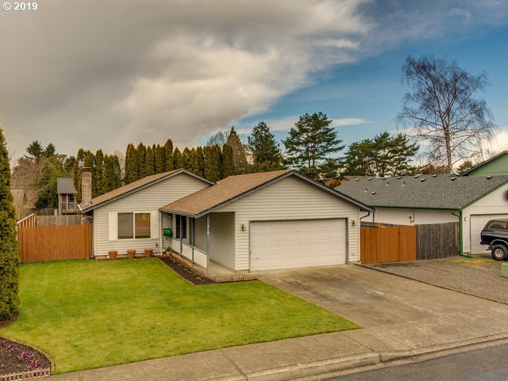 Property Photo: 718 SE 143rd Ave WA 98683