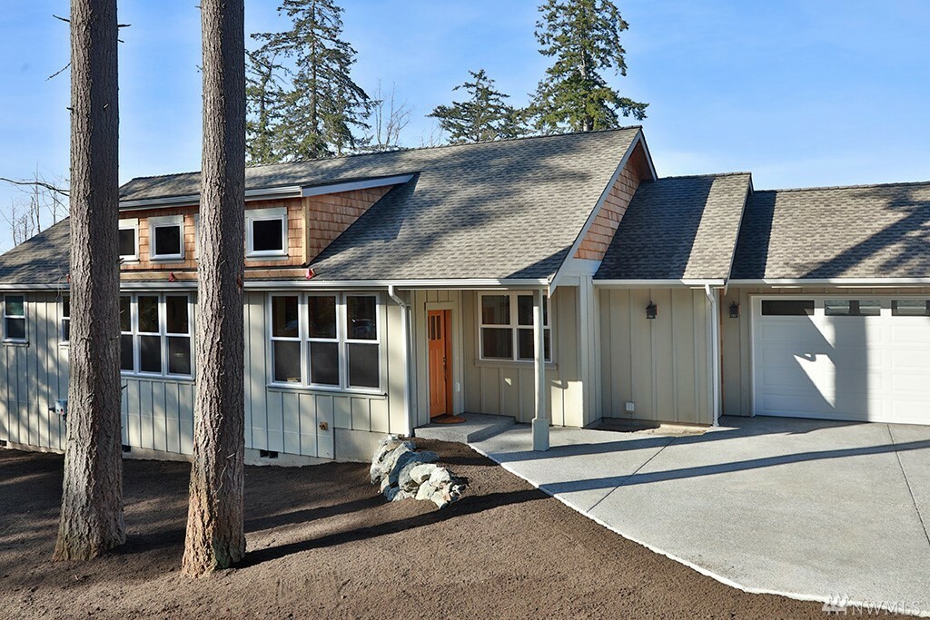 Property Photo: 1298 Curtis Wy WA 98249