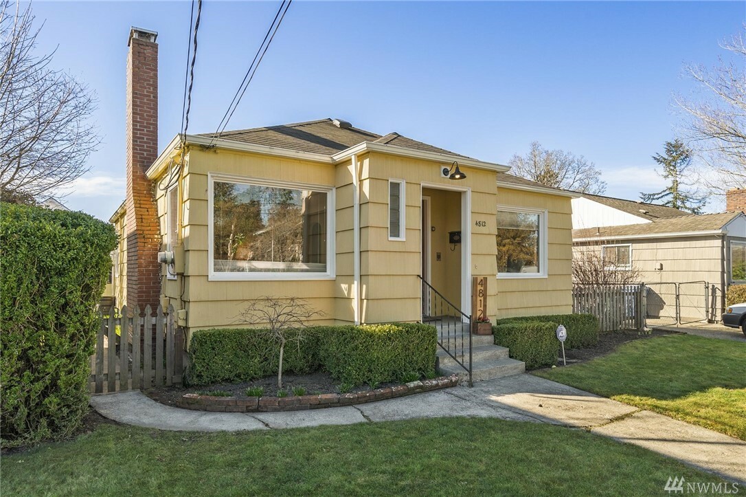 Property Photo: 4812 N 10th St WA 98406