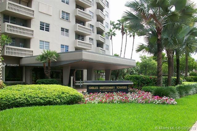 Property Photo:  90 Edgewater Dr 324  FL 33133 