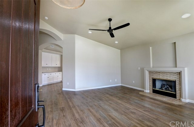 Property Photo:  282 Nandina Lane  CA 93444 