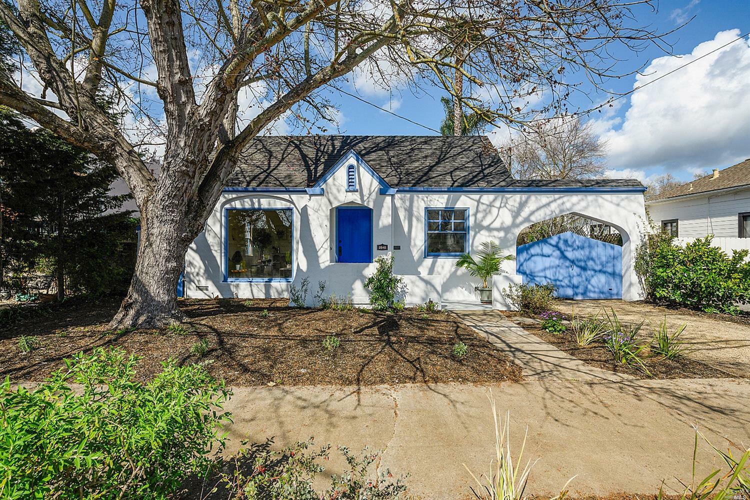 Property Photo:  2040 Pine Street  CA 94559 