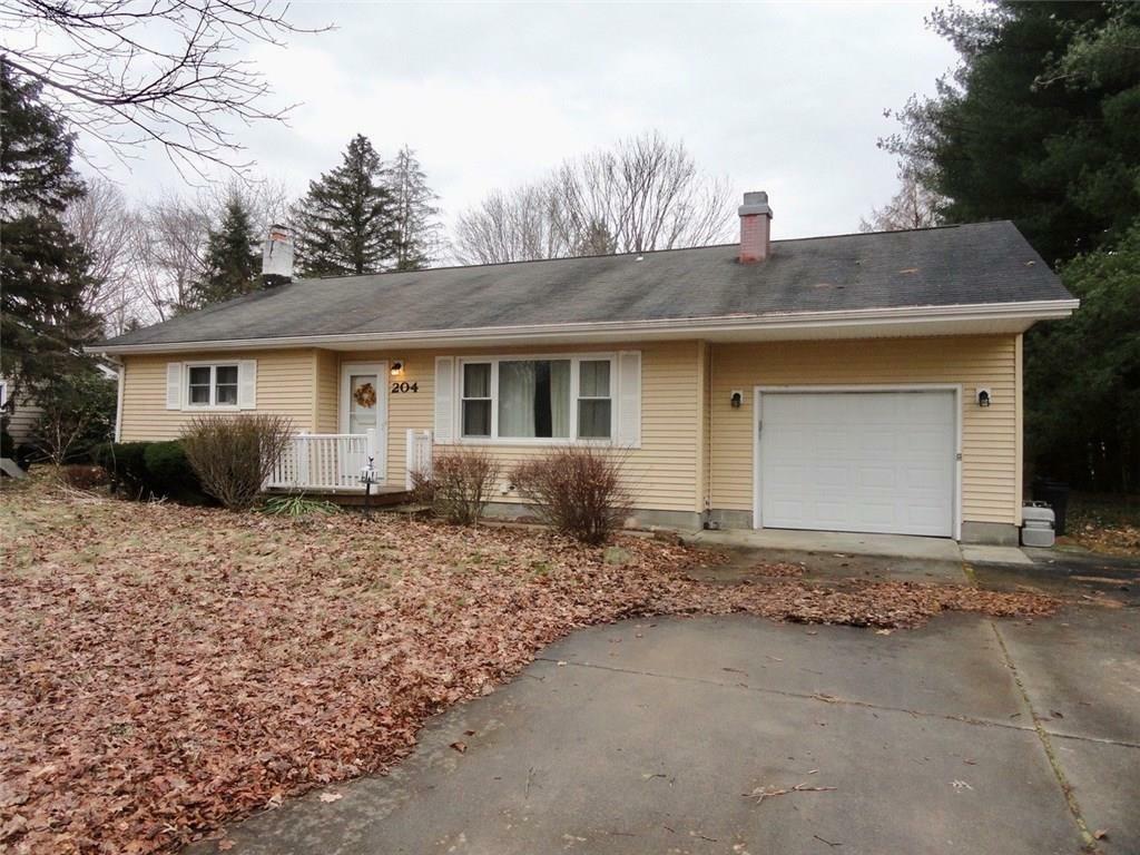 Property Photo:  204 Hillcrest Drive  PA 16412 