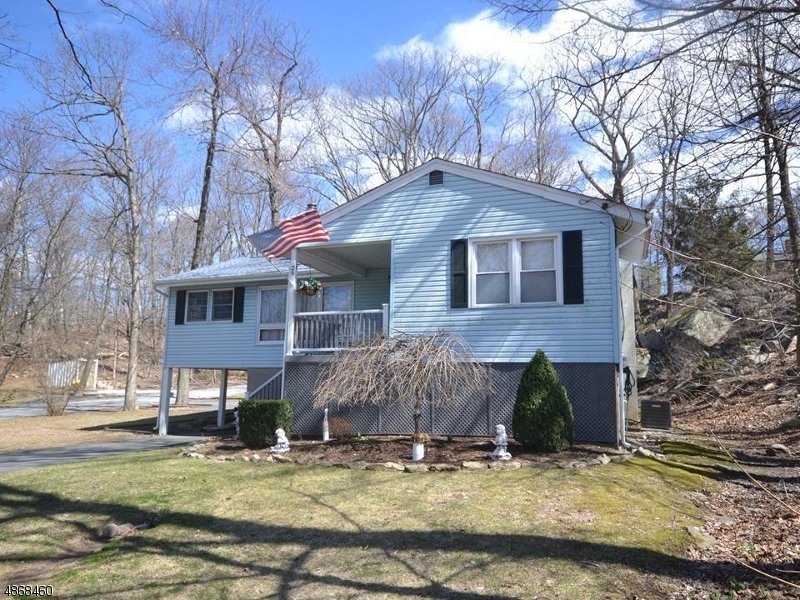 26 Barry Drive North  Vernon Twp. NJ 07422 photo