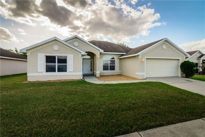 Property Photo:  6852 Brompton Drive  FL 33809 