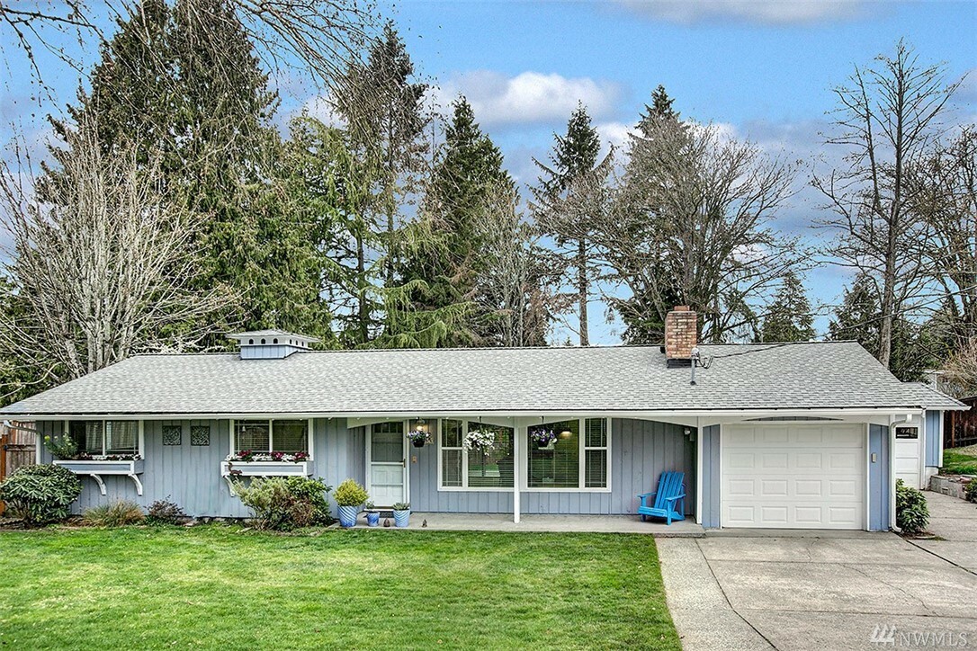 Property Photo:  2434 SW 170th St  WA 98166 