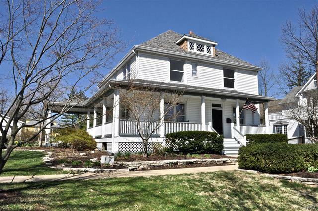 Property Photo: 17 Jefferson Road 63119