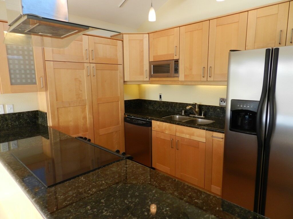 Property Photo:  2376 Altisma G  CA 92009 