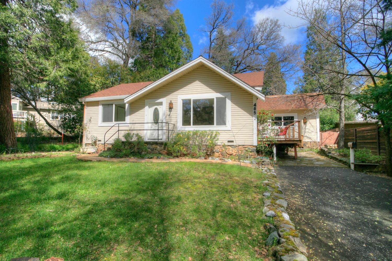 Property Photo: 485 Foresthill Avenue CA 95603