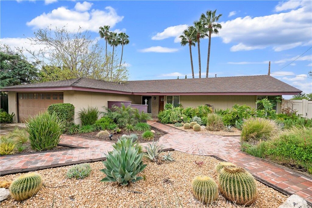 Property Photo:  2535 Flanders Road  CA 92507 