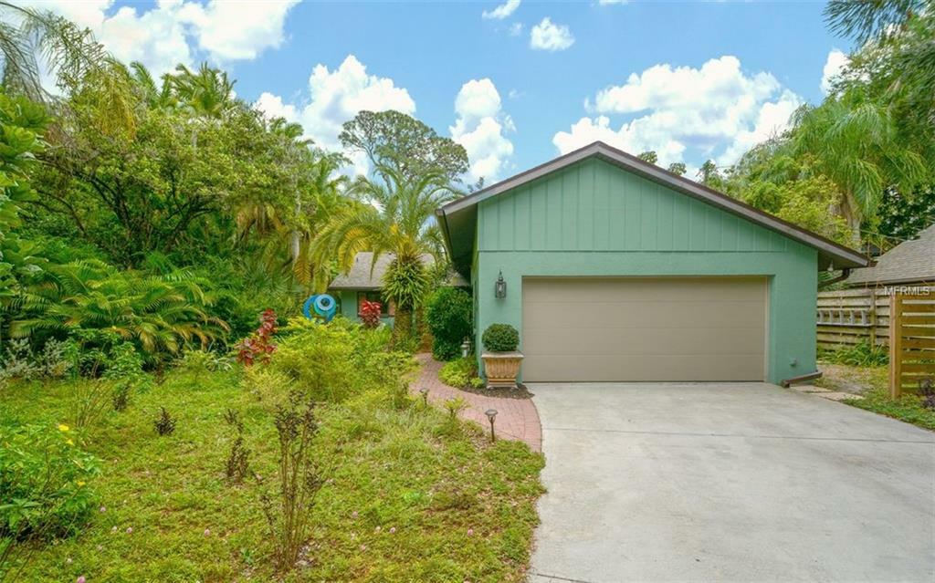 Property Photo:  4852 Brywill Circle  FL 34234 