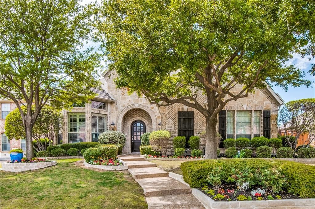 Property Photo:  10817 Silver Dollar Drive  TX 75033 