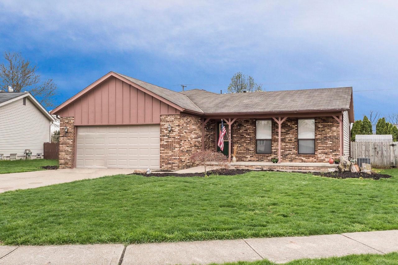 Property Photo:  2811 Amana Court  OH 43235 