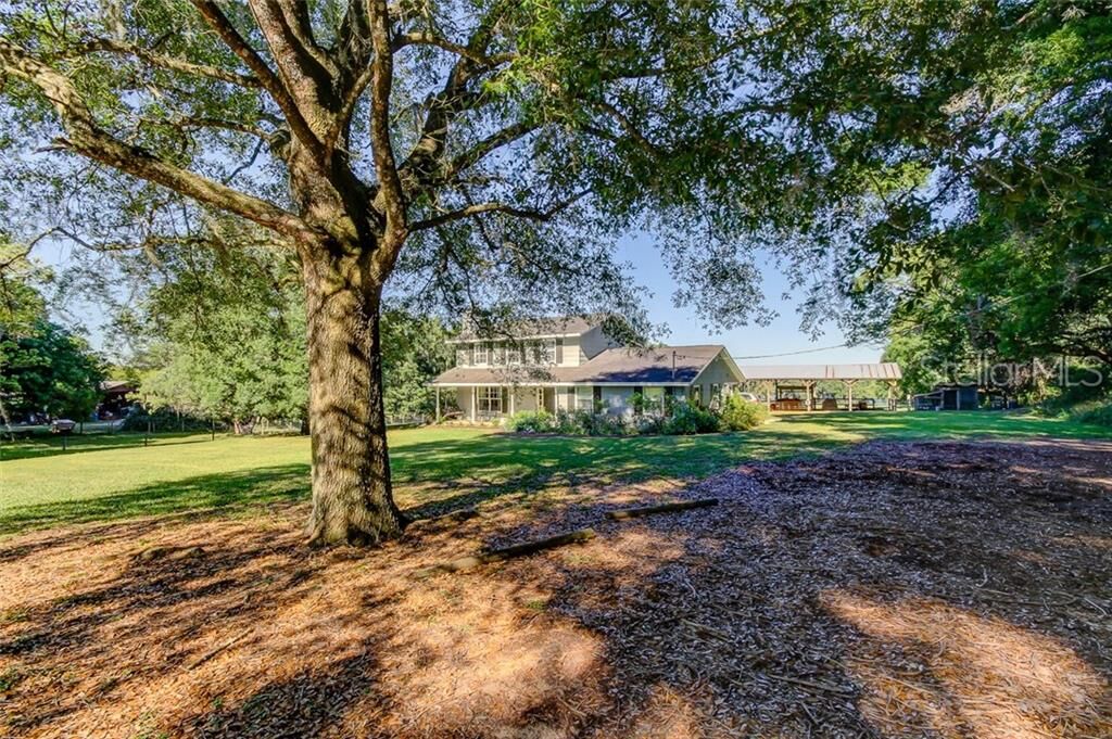 Property Photo:  16644 Sweetwater Road  FL 33523 