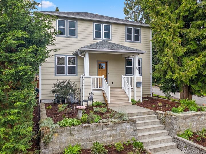 Property Photo:  7557 32nd Ave NE  WA 98115 
