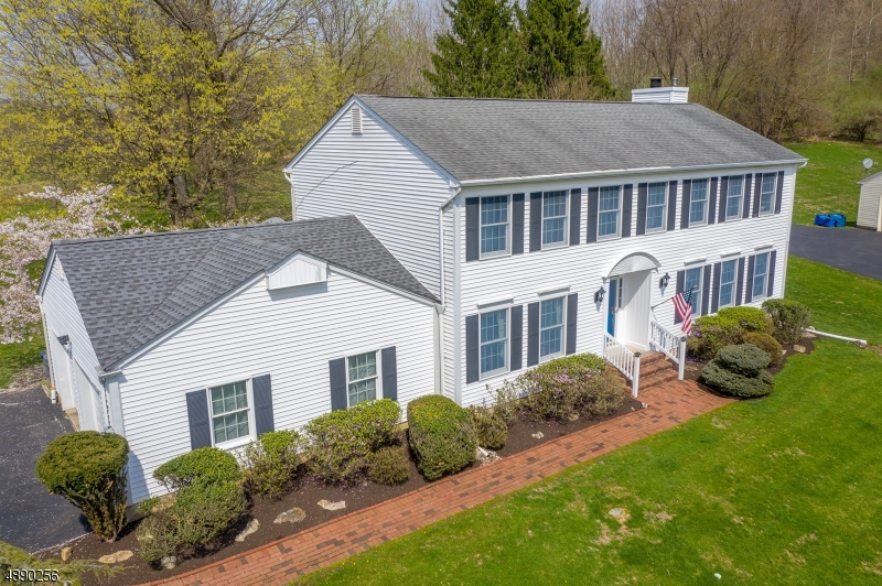 Property Photo:  8 Highview Dr  NJ 08809 