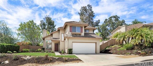 Property Photo: 10 Via Trompeta CA 92688